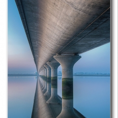 Alan Gray - Clackmannan bridge abstract